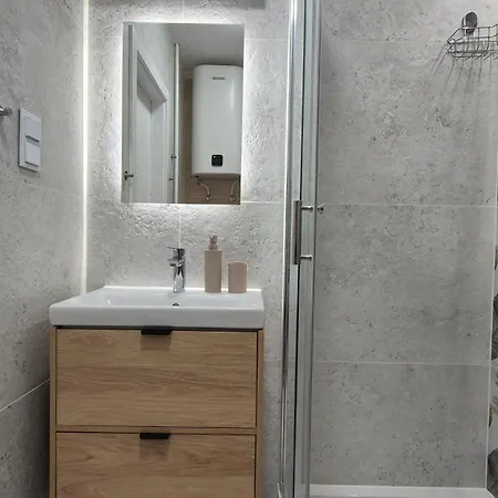 Cozy Centrum- Self Check- In - 3 *